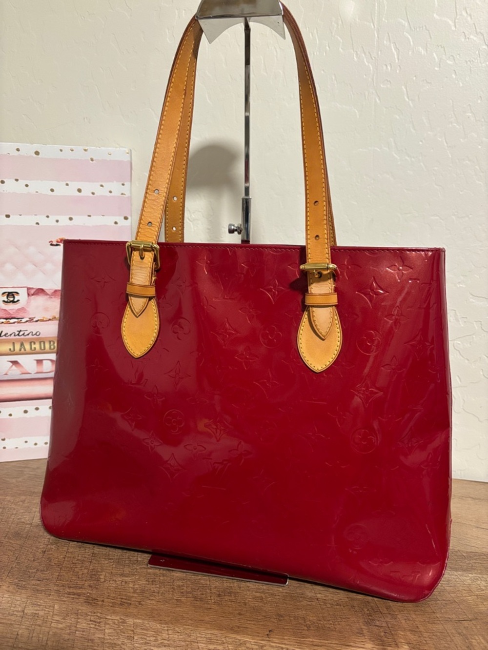 Louis Vuitton Red Vernis Brentwood